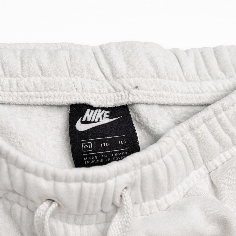 Nike Men's Cream Quilted-Knee Joggers with Logo - Picture 2 of 3